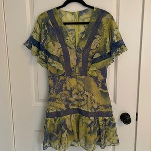 BCBG Gorgeous Mini Dress : size 8